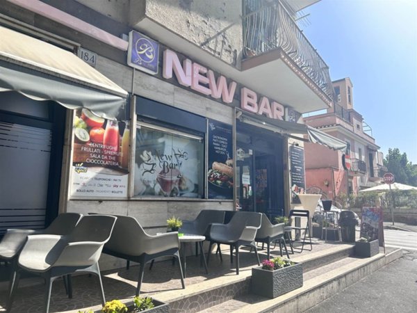 negozio in vendita a Roma in zona Alessandrino