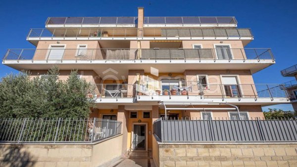 appartamento in vendita a Roma in zona Borghesiana