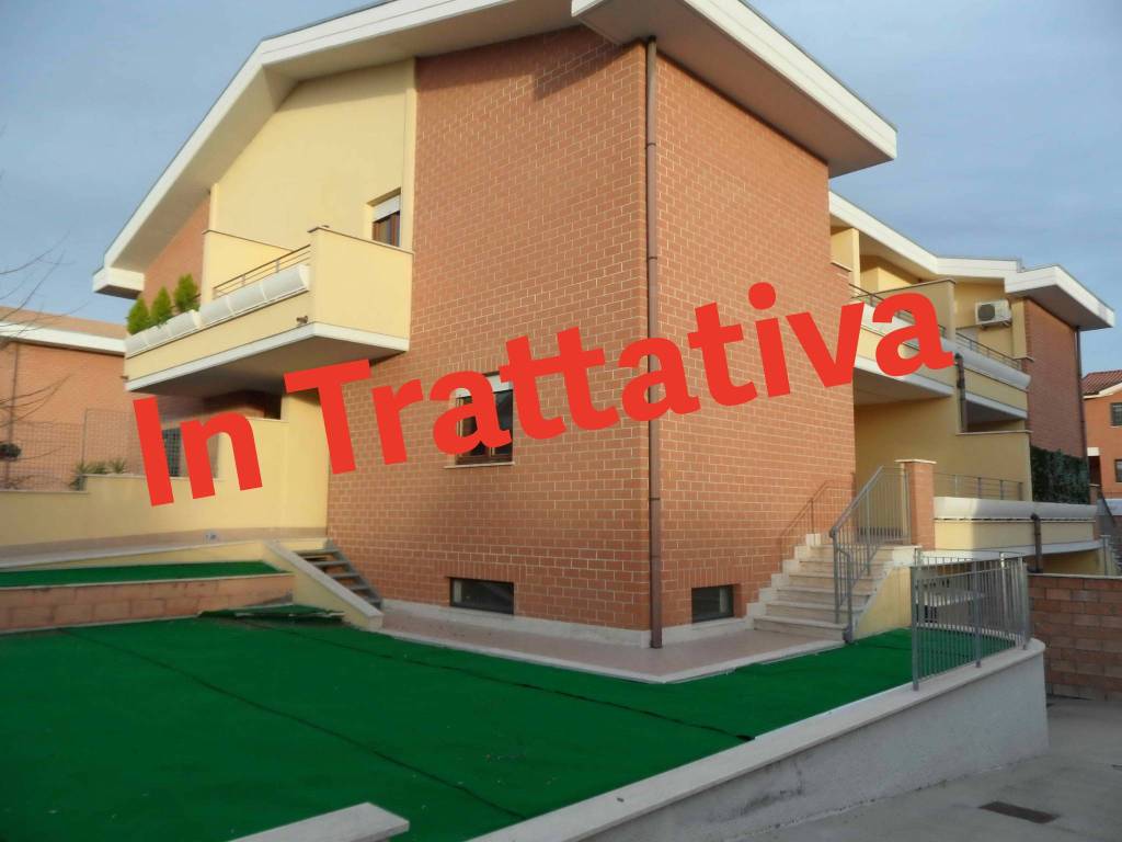 casa indipendente in vendita a Roma in zona Olgiata