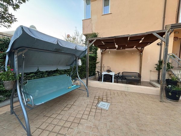 appartamento in vendita a Roma in zona Lunghezza