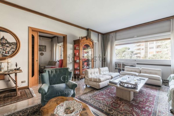 appartamento in vendita a Roma in zona Tor di Quinto