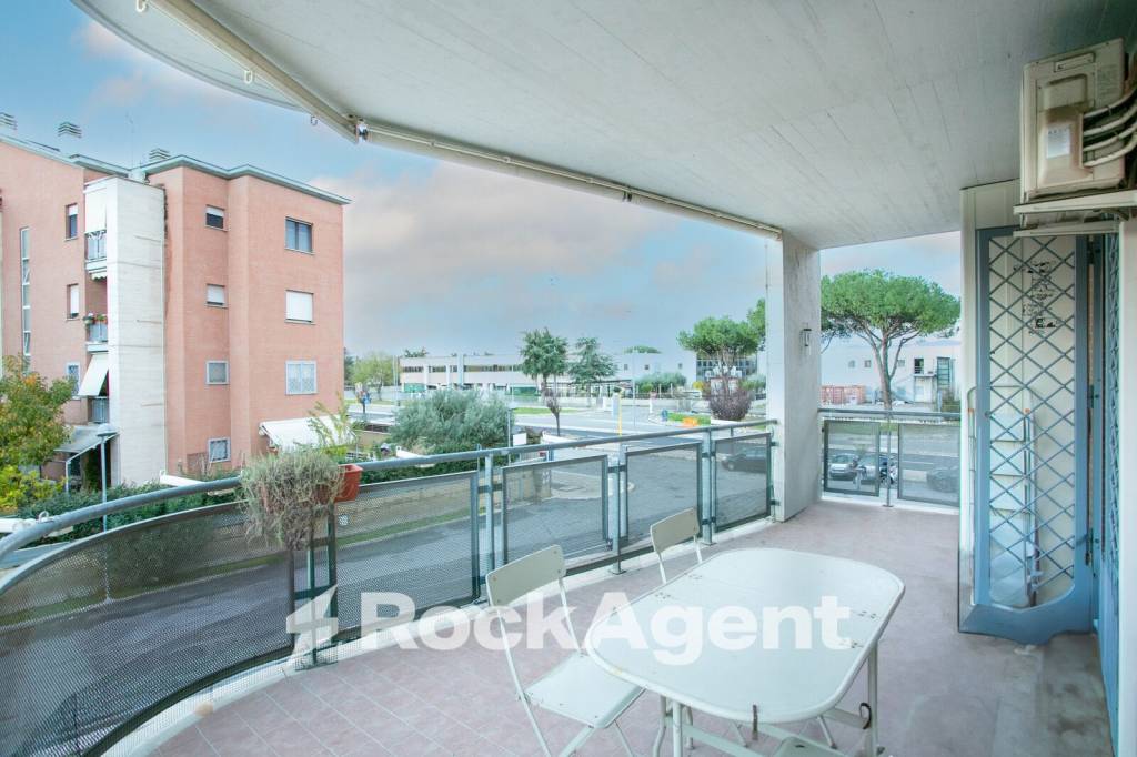 appartamento in vendita a Roma in zona Settecamini
