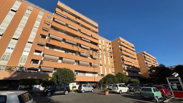 appartamento in vendita a Roma in zona Ponte Mammolo