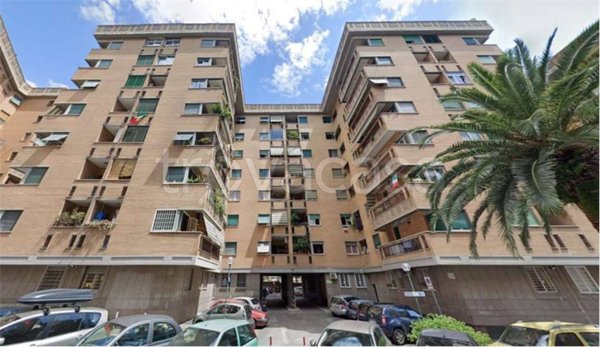 appartamento in vendita a Roma in zona Ostiense