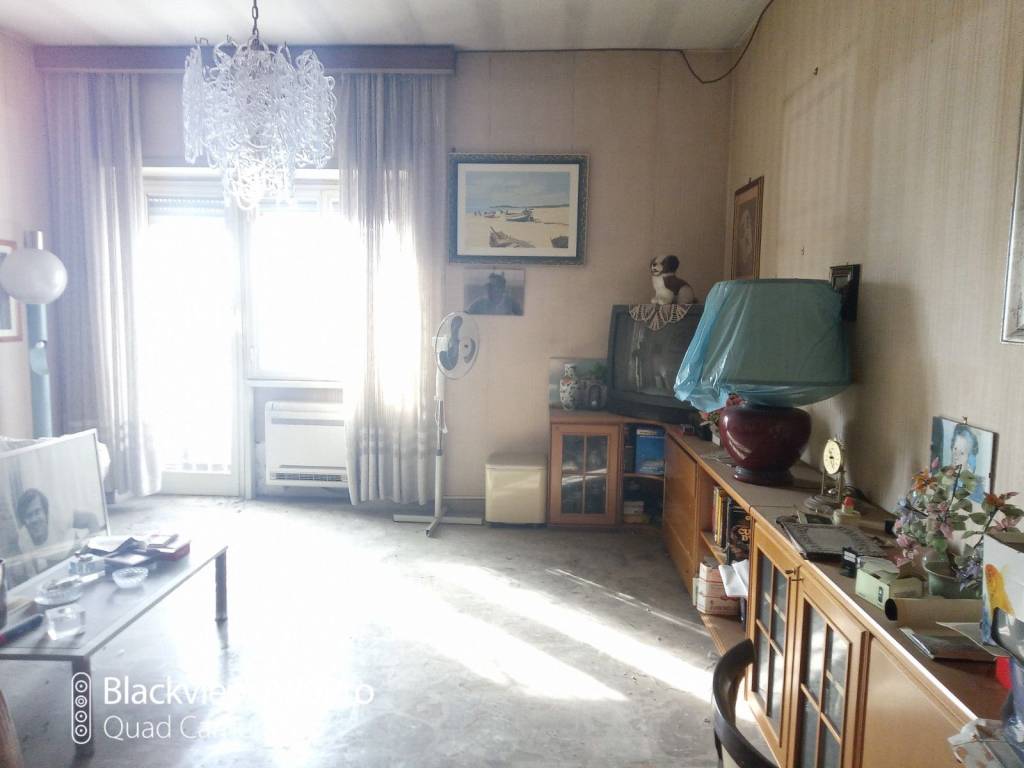 appartamento in vendita a Roma in zona EUR