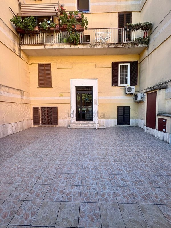 appartamento in vendita a Roma in zona Prenestino-Centocelle