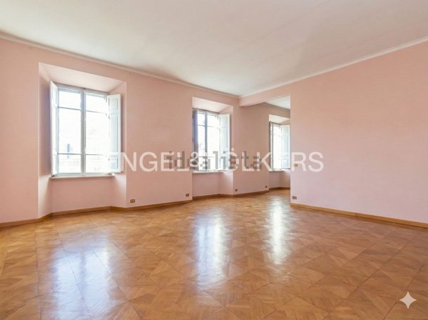 appartamento in vendita a Roma in zona Campo Marzio