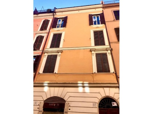appartamento in vendita a Roma in zona Rione Borgo