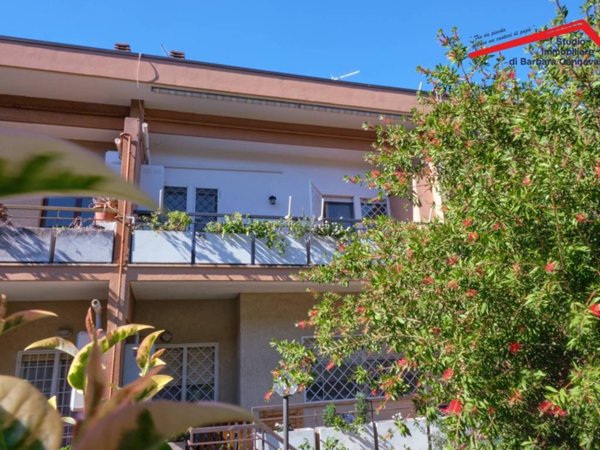casa indipendente in vendita a Roma in zona Axa