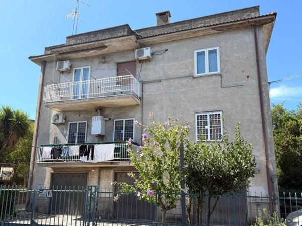 appartamento in vendita a Roma in zona Alessandrino