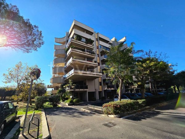 appartamento in vendita a Roma in zona Giuliano Dalmata