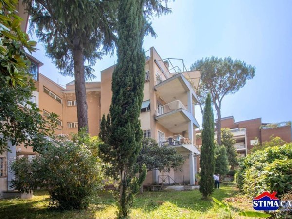 appartamento in vendita a Roma