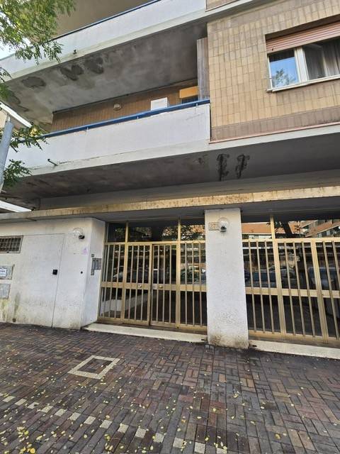 appartamento in vendita a Roma in zona Ostia