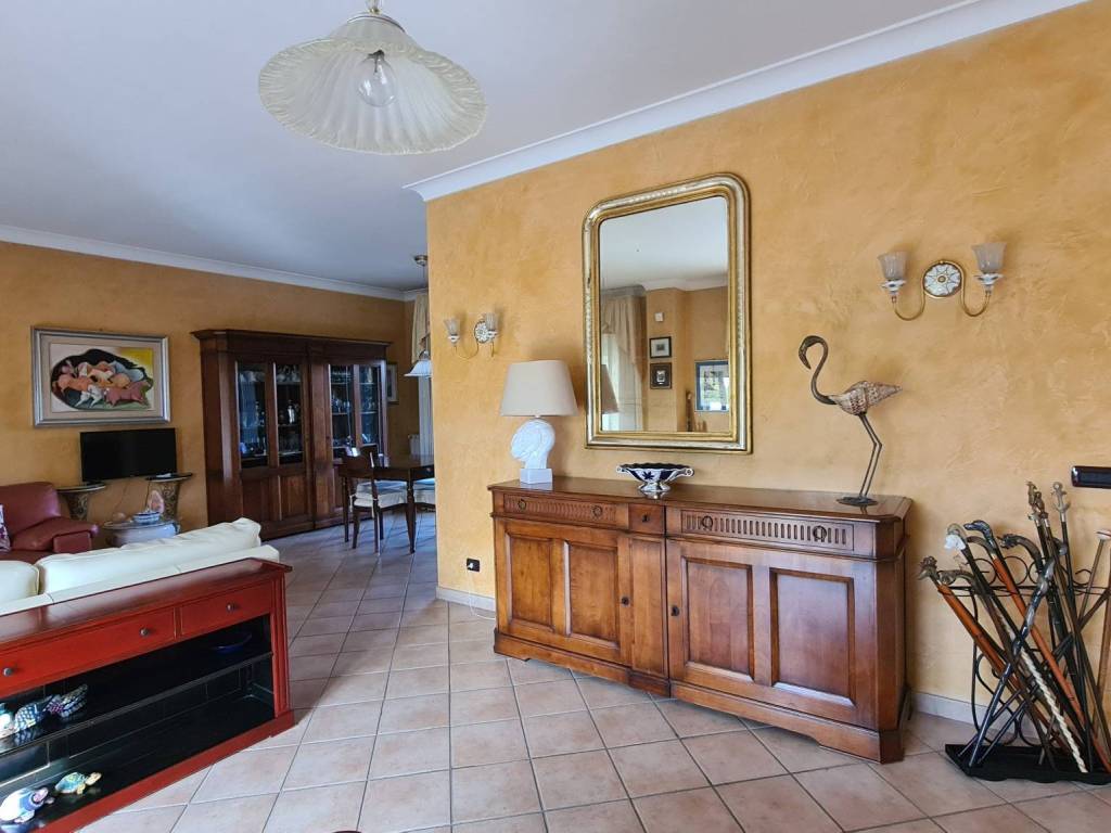 casa indipendente in vendita a Roma in zona Casal Boccone