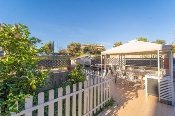 appartamento in vendita a Roma in zona Cinquina