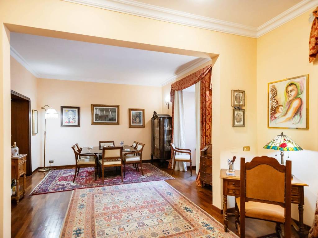 appartamento in vendita a Roma in zona Rione Prati