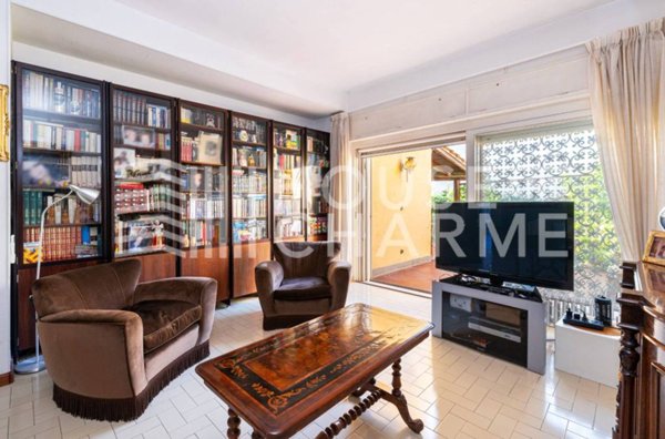 casa indipendente in vendita a Roma in zona Casal Palocco