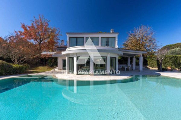villa in vendita a Roma in zona Olgiata