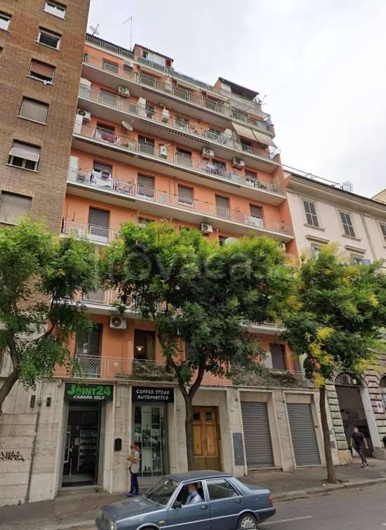 appartamento in vendita a Roma in zona Ostiense