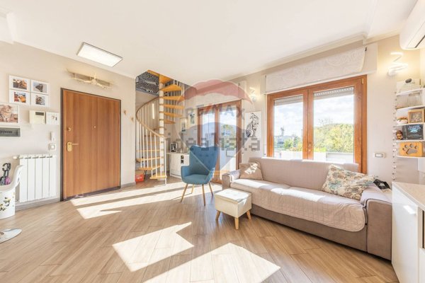 appartamento in vendita a Roma in zona Acilia