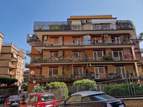 appartamento in vendita a Roma in zona Gianicolense