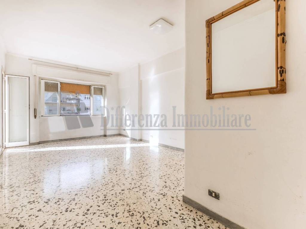 appartamento in vendita a Roma in zona Prenestino-Labicano