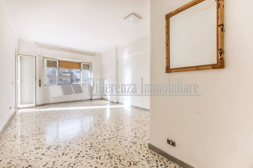 appartamento in vendita a Roma in zona Prenestino-Labicano