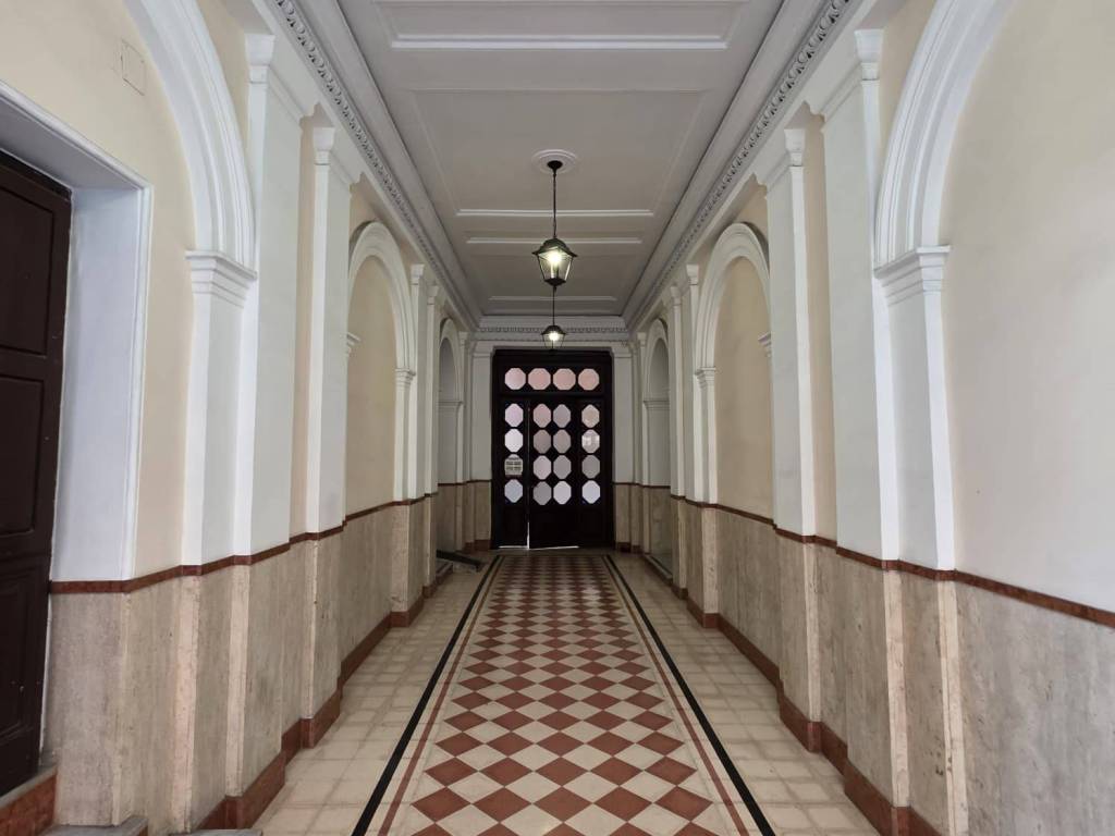 appartamento in vendita a Roma in zona Castro Pretorio