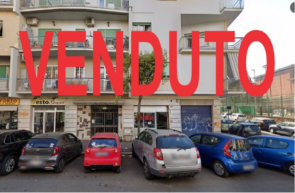 negozio in vendita a Roma in zona Prenestino-Centocelle