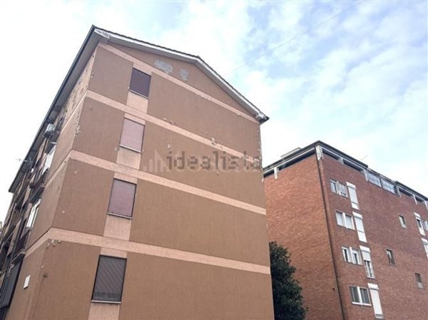 appartamento in vendita a Roma in zona Acilia