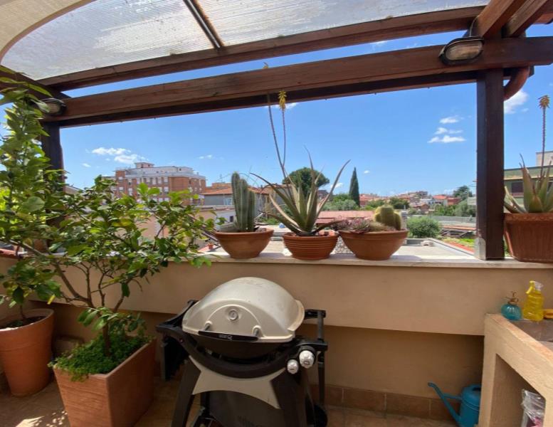 appartamento in vendita a Roma in zona Montespaccato