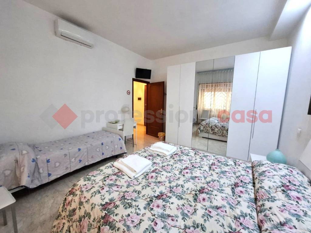 appartamento in vendita a Roma in zona Prenestino-Labicano