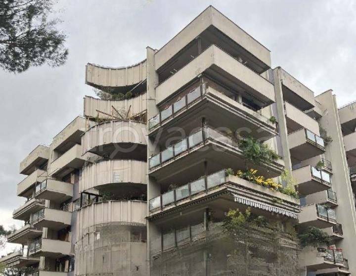 appartamento in vendita a Roma in zona Giuliano Dalmata
