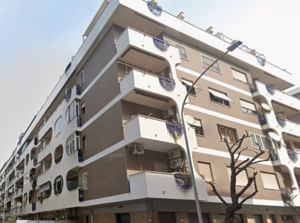 appartamento in vendita a Roma in zona Ostia
