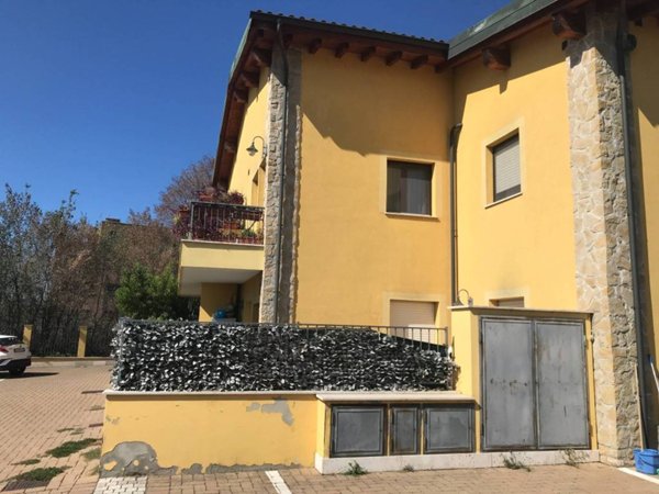 appartamento in vendita a Roma in zona Ponte Mammolo