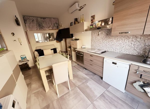 appartamento in vendita a Roma in zona Torre Maura