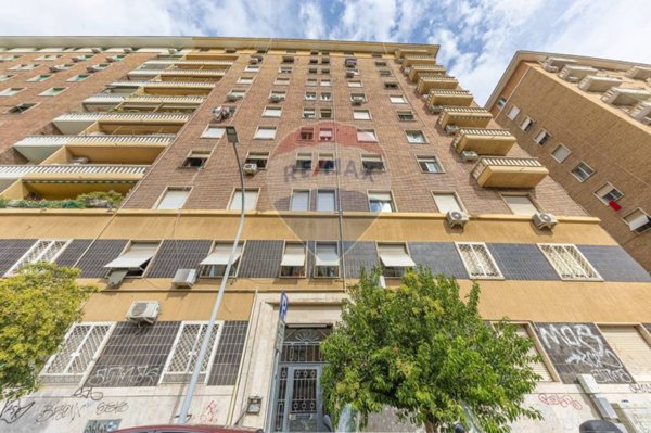 appartamento in vendita a Roma in zona Appio Latino