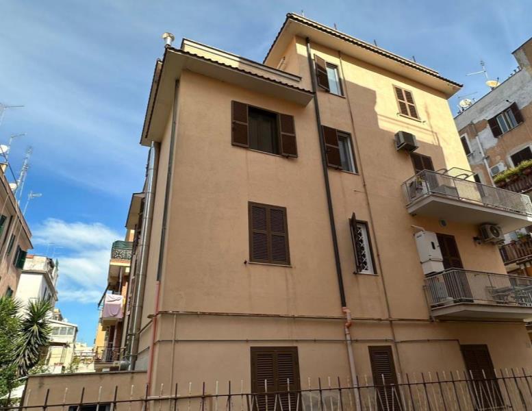 appartamento in vendita a Roma in zona Prenestino-Centocelle