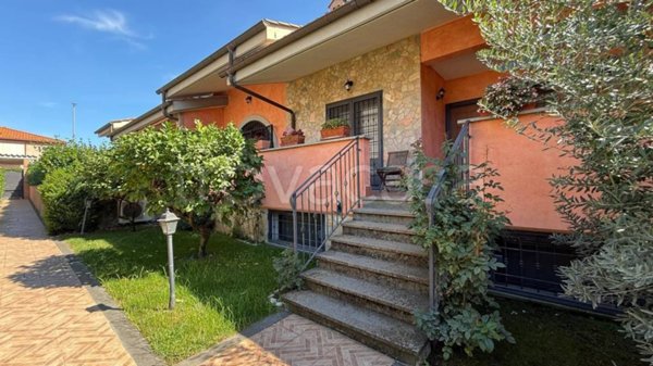 casa indipendente in vendita a Roma in zona Aurelio