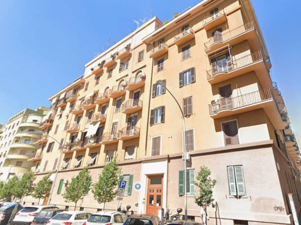 appartamento in vendita a Roma in zona Appio Latino