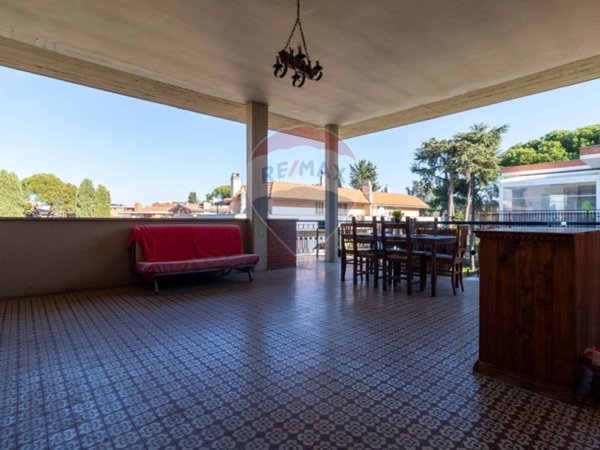 appartamento in vendita a Roma in zona Torre Gaia