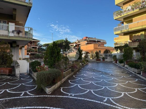 appartamento in vendita a Roma in zona Portuense