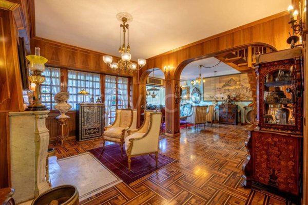 appartamento in vendita a Roma in zona Ardeatino