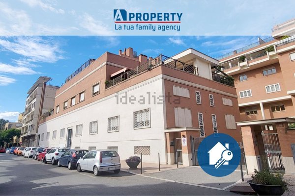 appartamento in vendita a Roma in zona Tuscolano