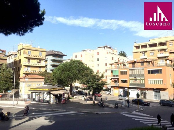 appartamento in vendita a Roma in zona Aurelio