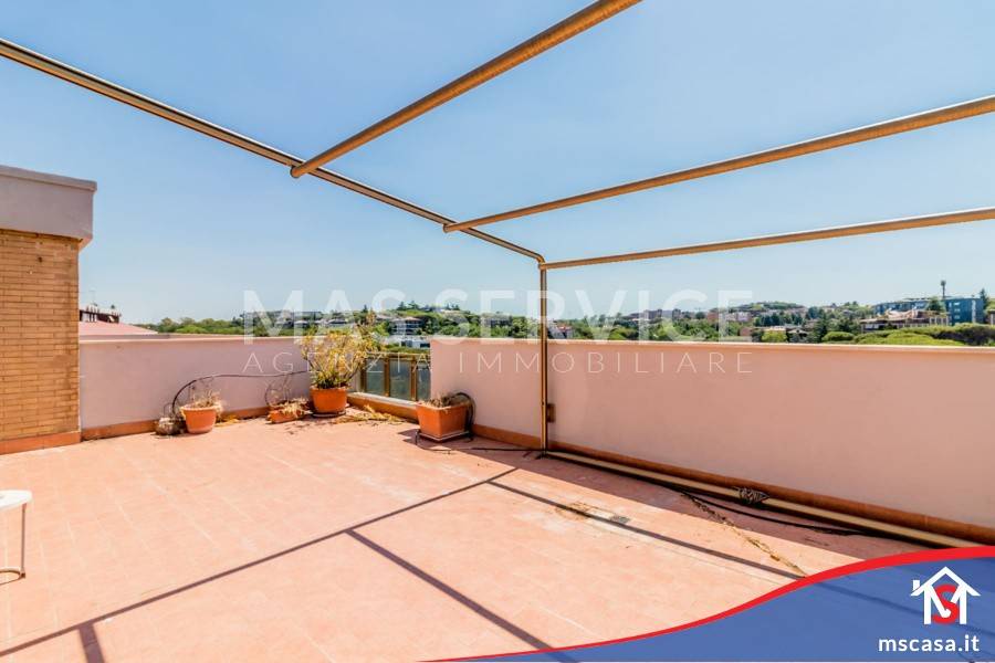 appartamento in vendita a Roma in zona Torrino