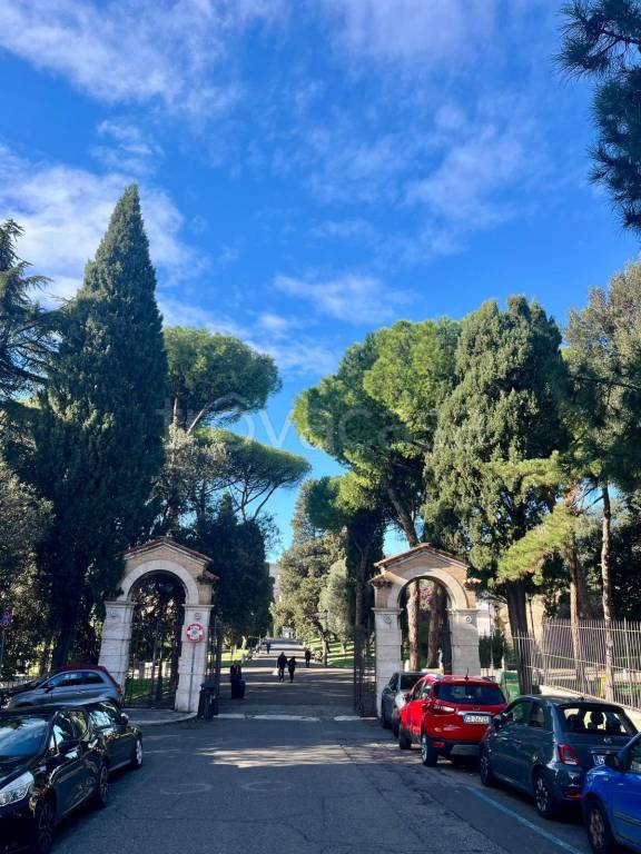 appartamento in vendita a Roma in zona Rione Monti/Campitelli