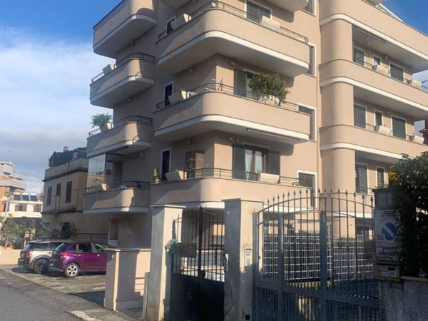 appartamento in vendita a Roma in zona Alessandrino