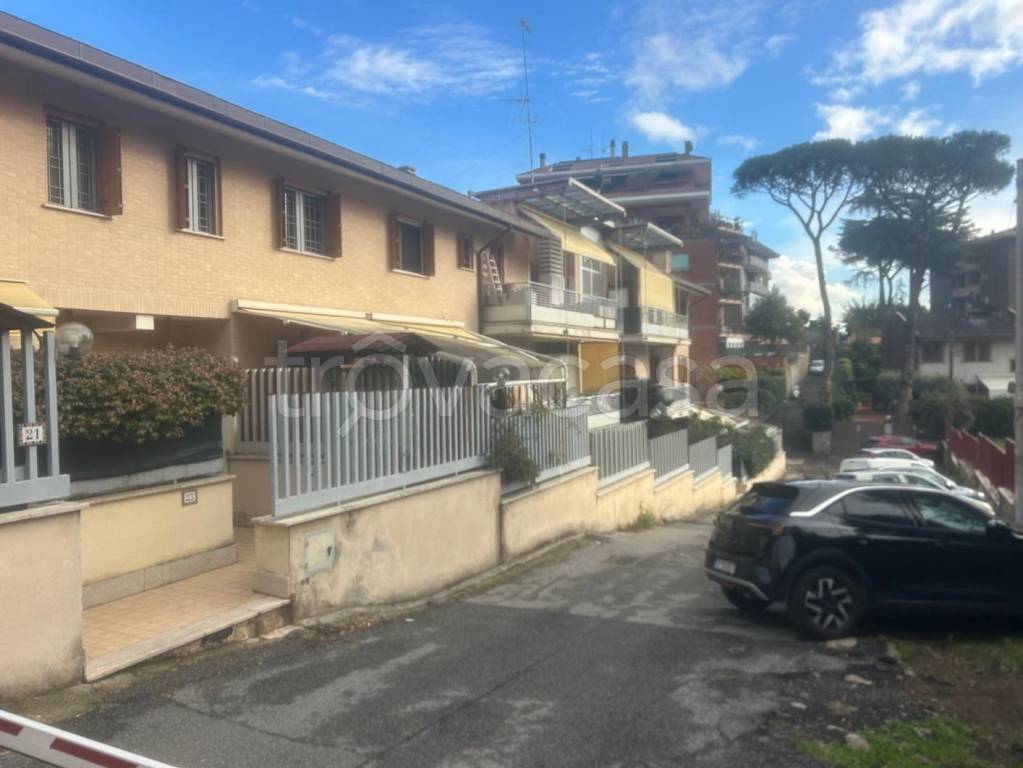 appartamento in vendita a Roma