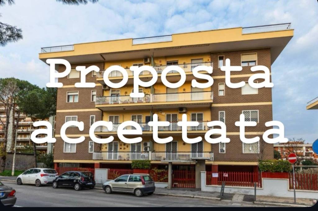 appartamento in vendita a Roma in zona Cinecittà